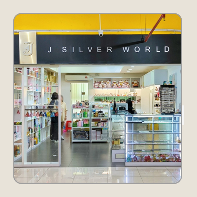 Store front of J SILVER WORLD