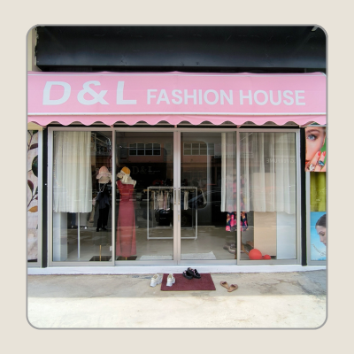 Store front of D & L BOUTIQUE