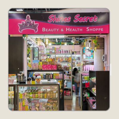 Store front of SHINE SECRET BEAUTY ＆HEALTH SHOPPE