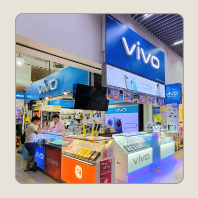 Store front of VIVO