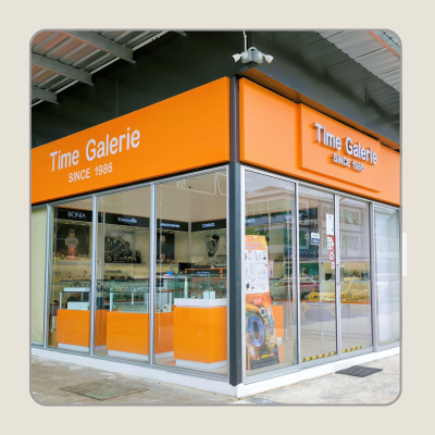 Store front of TIME GALERIE