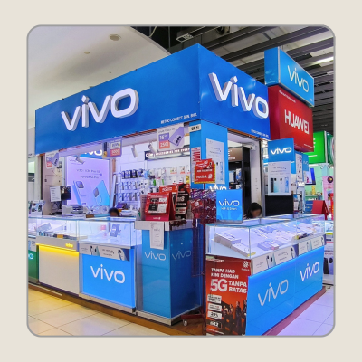 Store front of VIVO