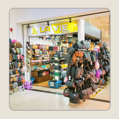 Store front of LAVIE SHOP